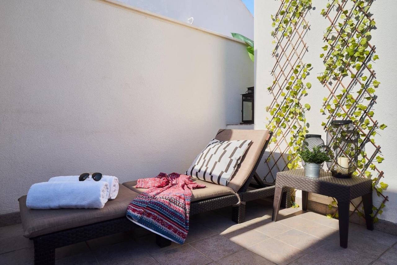 Studio Deluxe With Shared Roof Terrace Малага Экстерьер фото